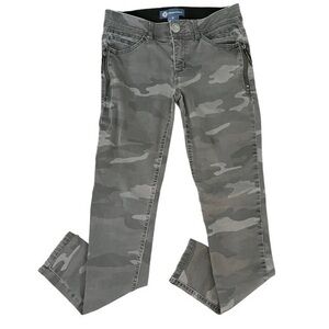 Democracy AB Solution Mid Rise Camo Skinny Jeans